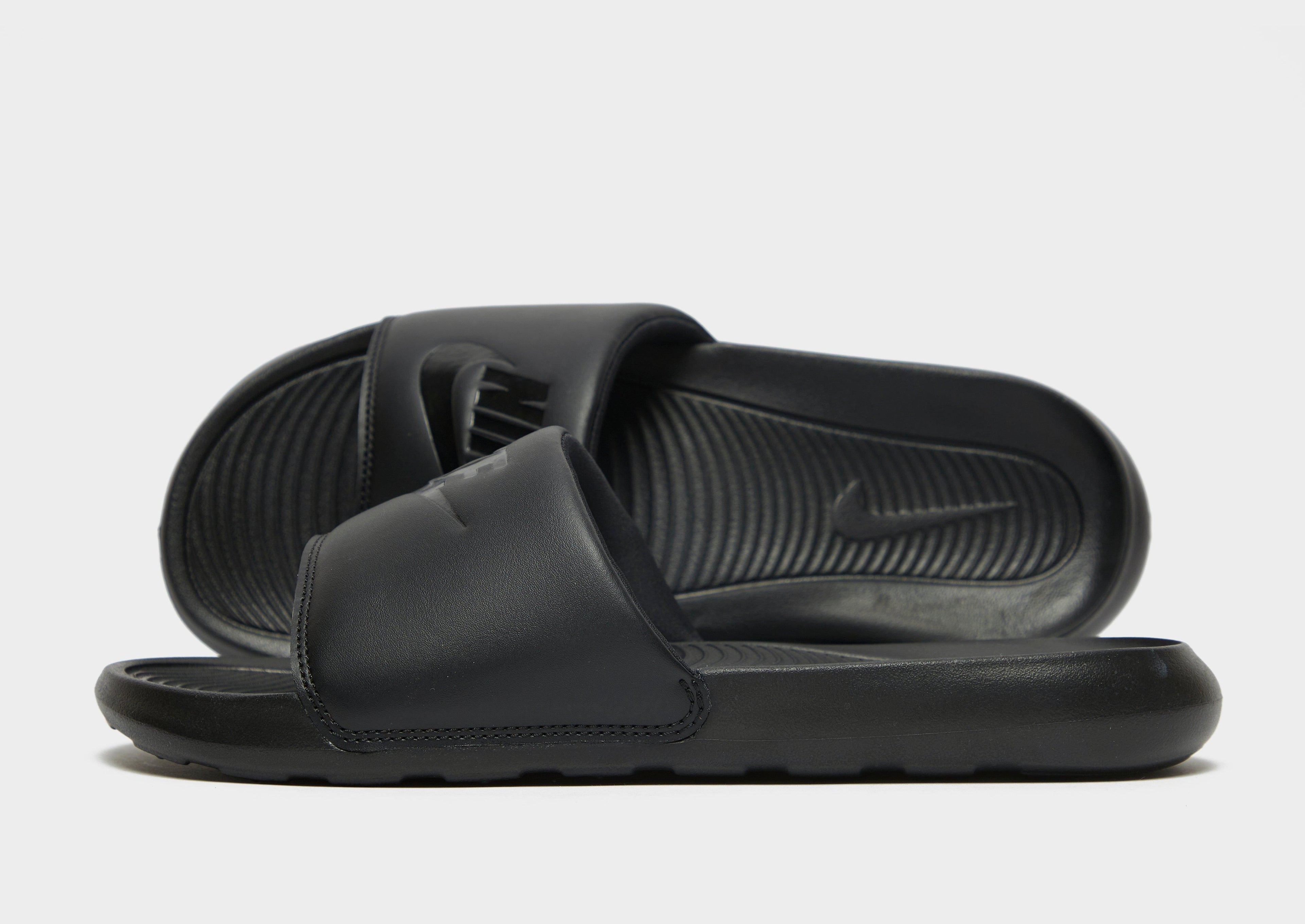 Nike Victori Slides image