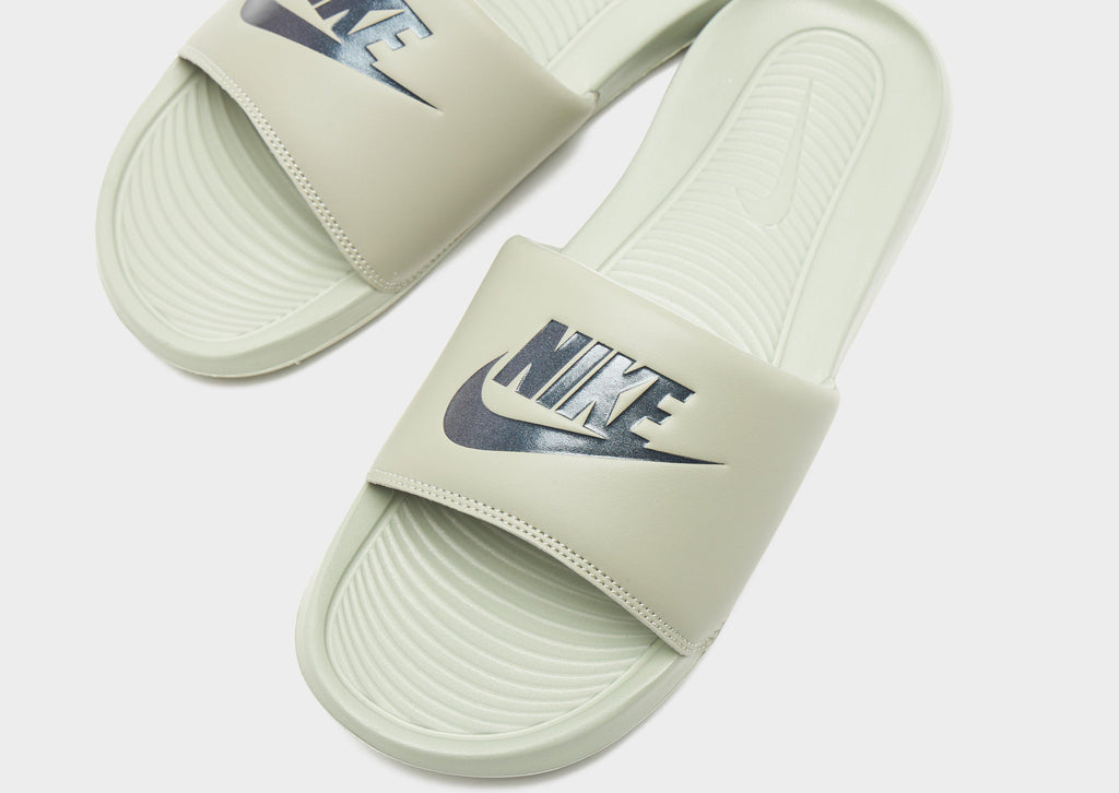 Nike Victori Slides image