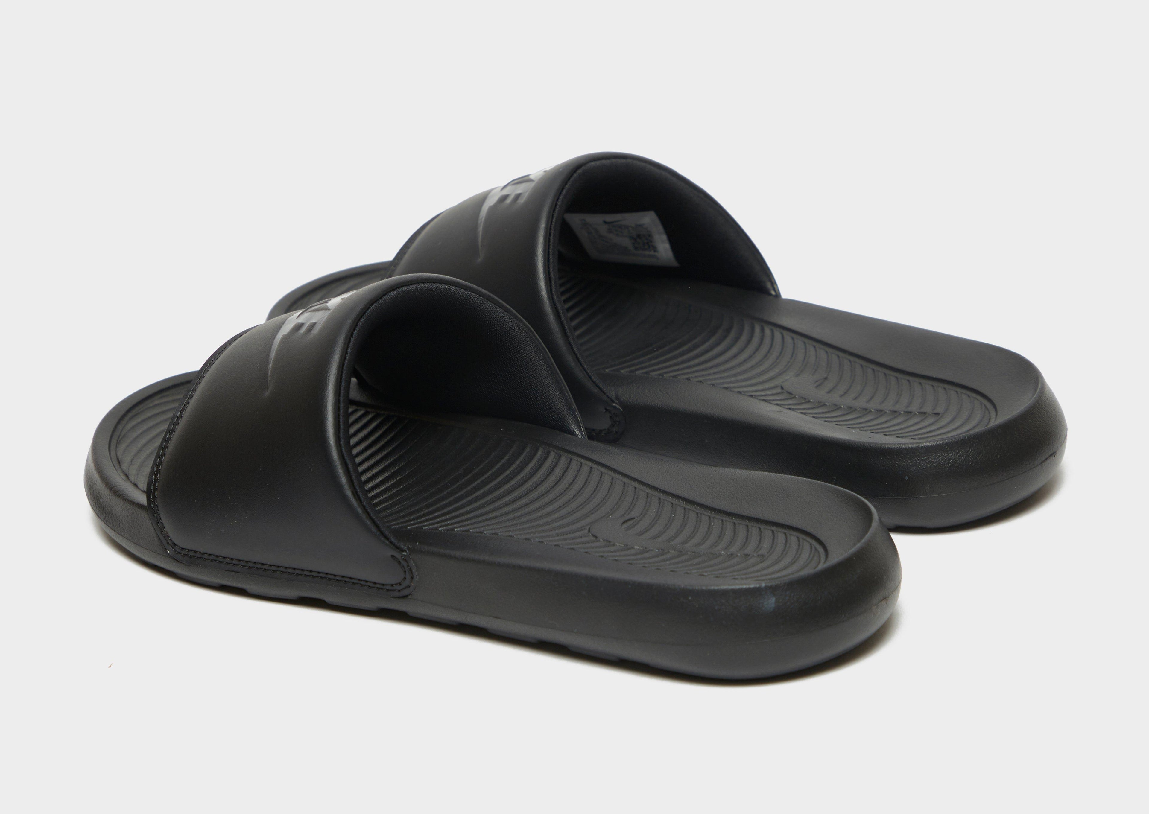Nike Victori Slides image
