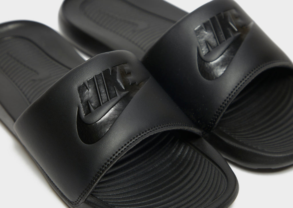 Nike Victori Slides image