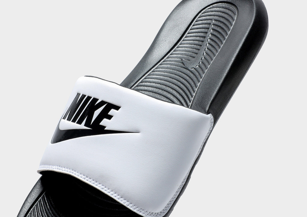 Nike Victori Slides image
