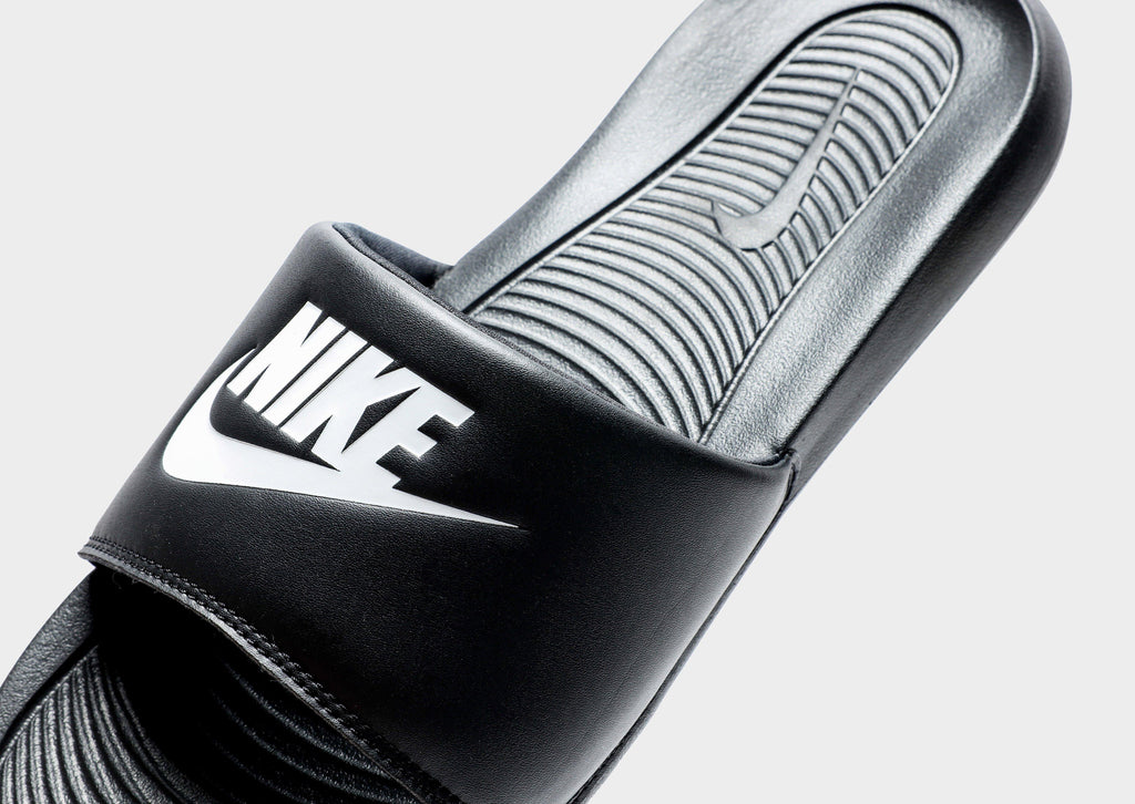 Nike Victori Slides image