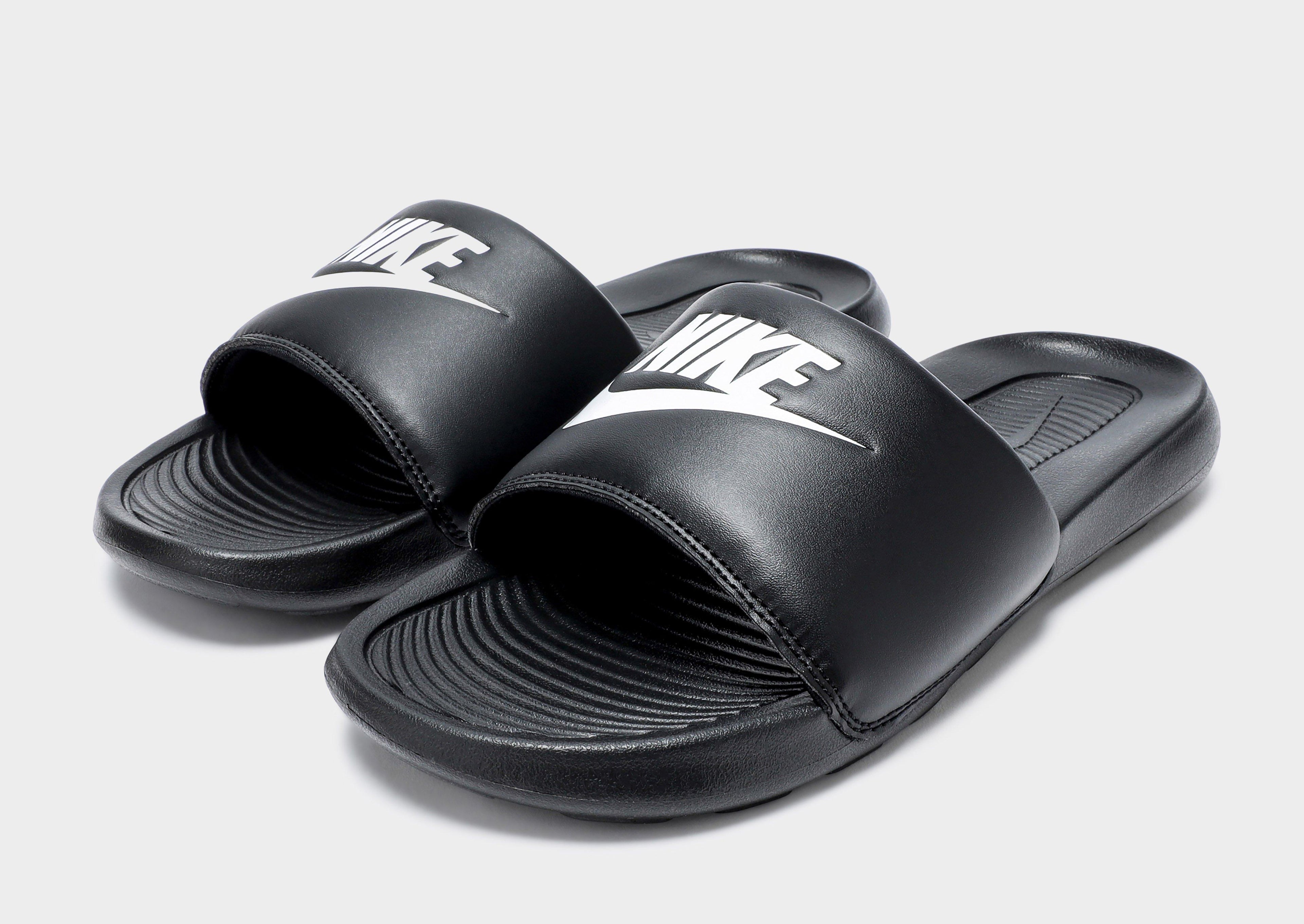 Nike Victori Slides Women's image