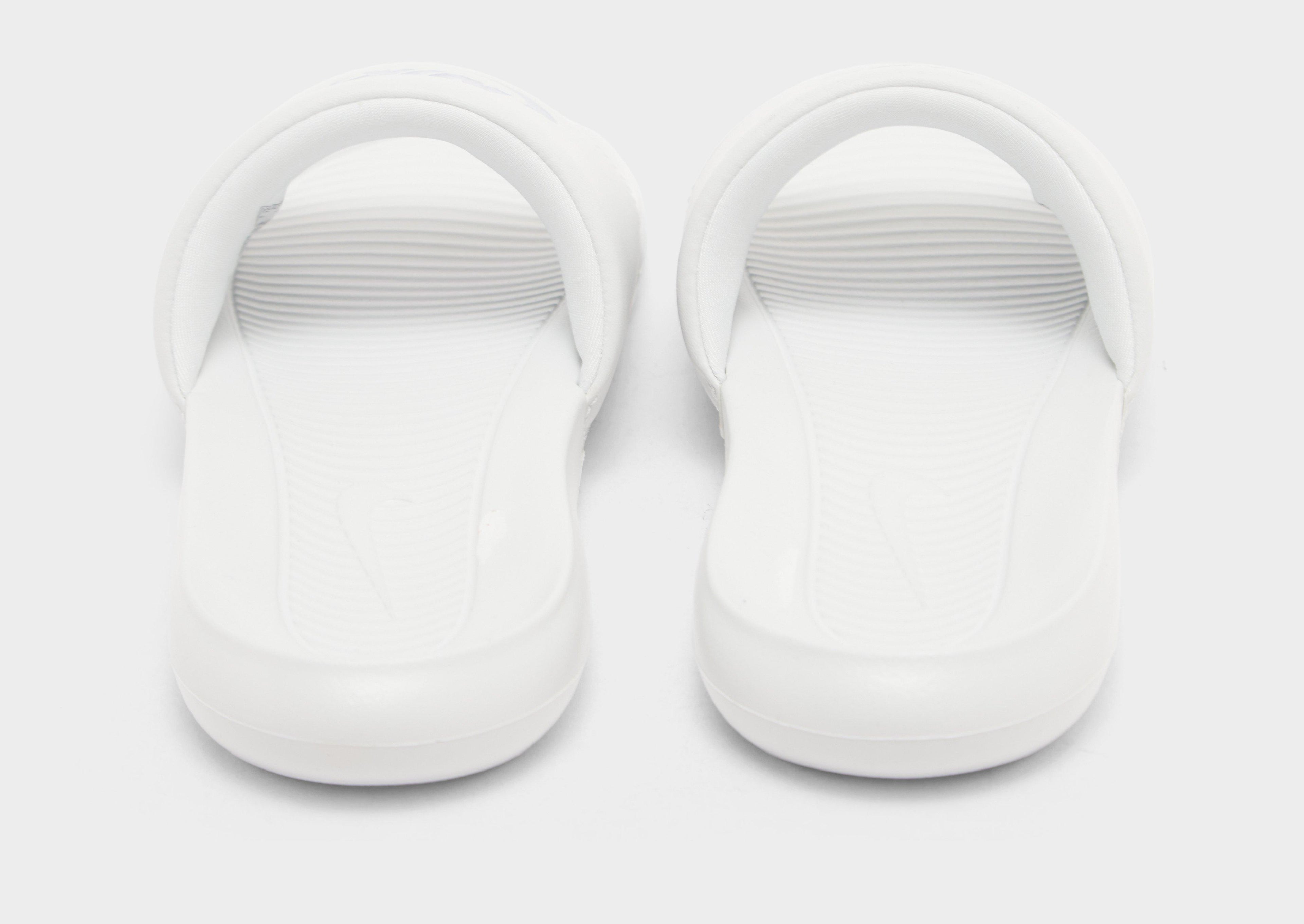 Nike Victori Slides Women's image