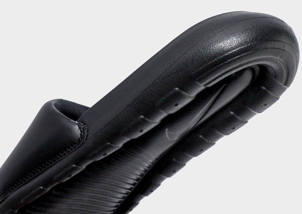 Nike Victori Slides Women's image