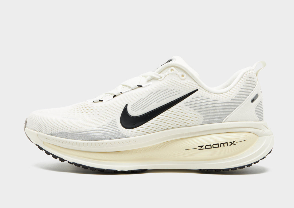 Nike Vomero 18 image