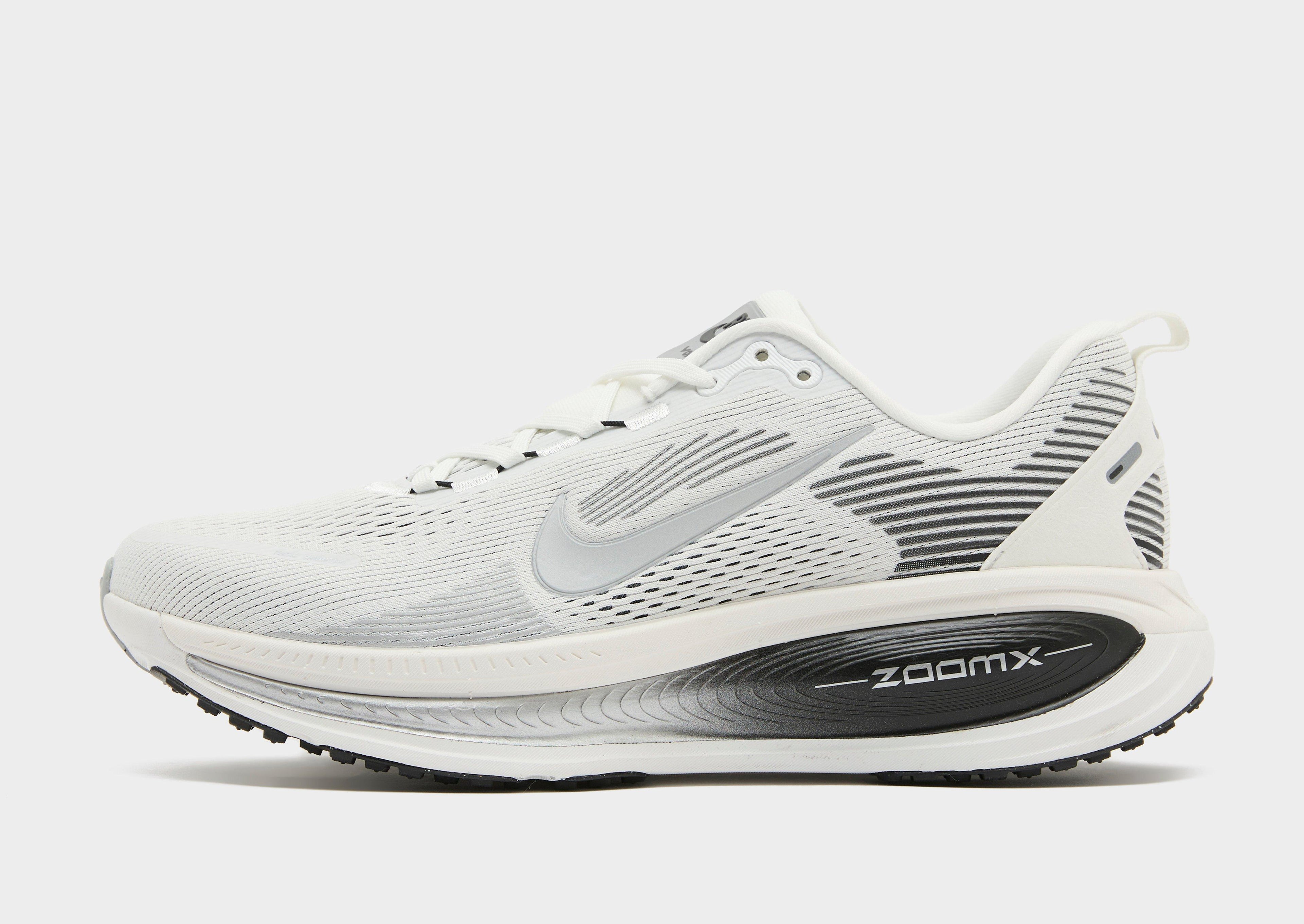 Nike Vomero 18 image