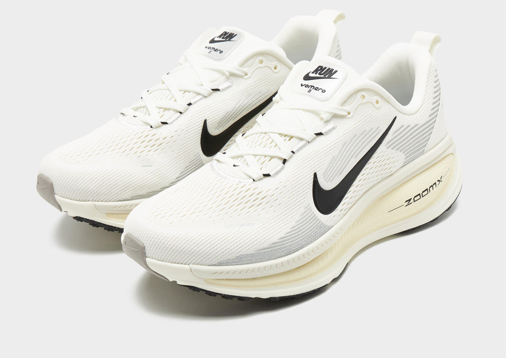 Nike Vomero 18 image