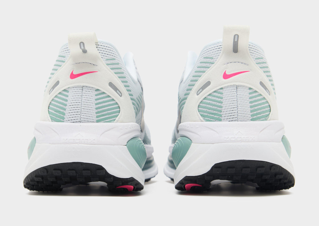 Nike Vomero 18 image