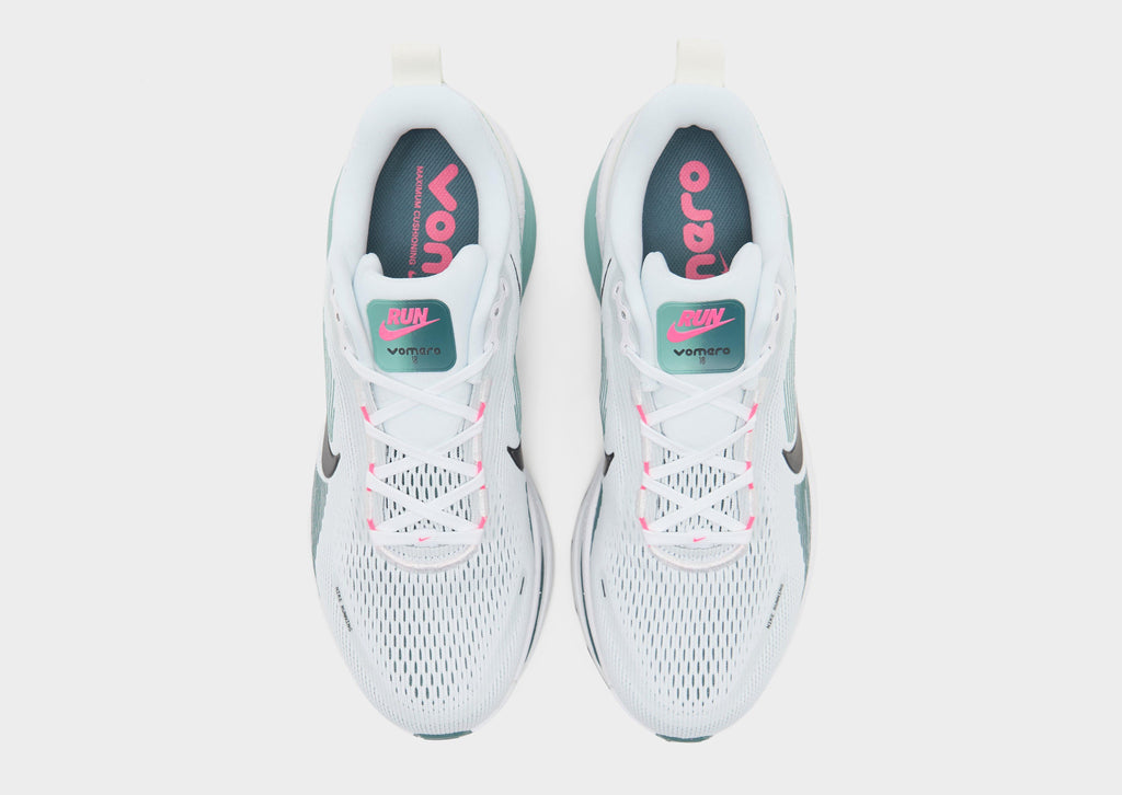 Nike Vomero 18 image
