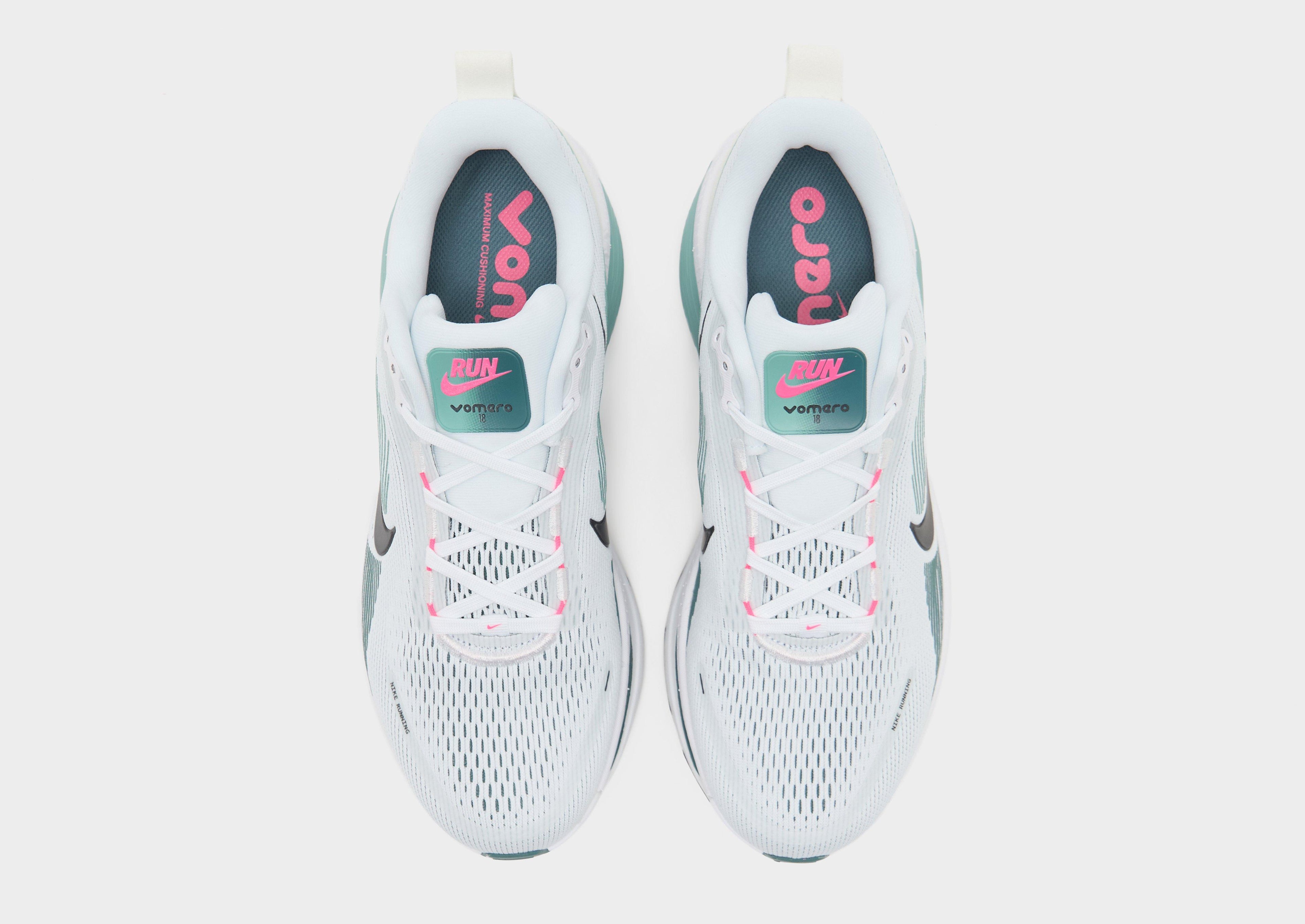 Nike Vomero 18 image
