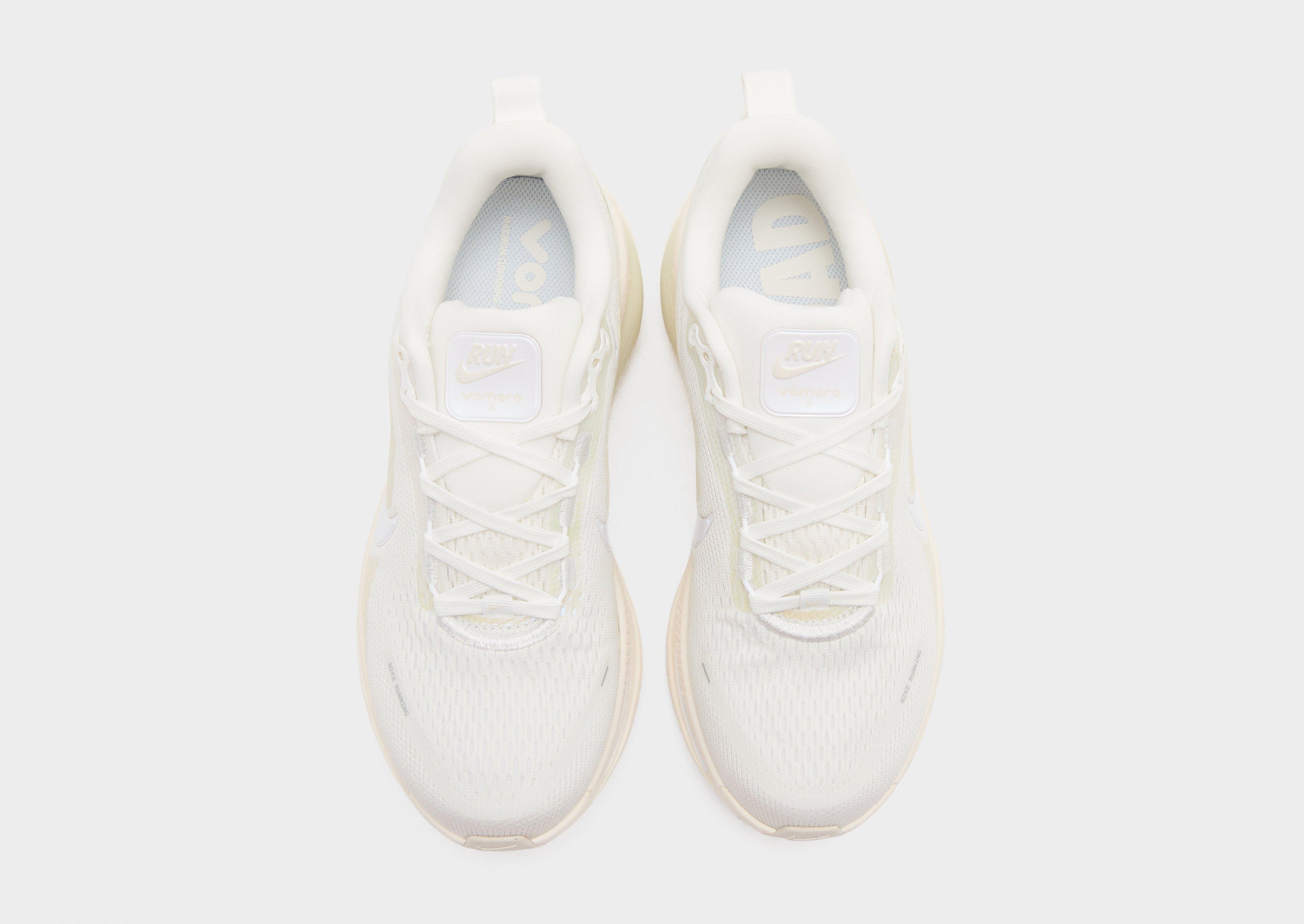 Nike Vomero 18 Women's image
