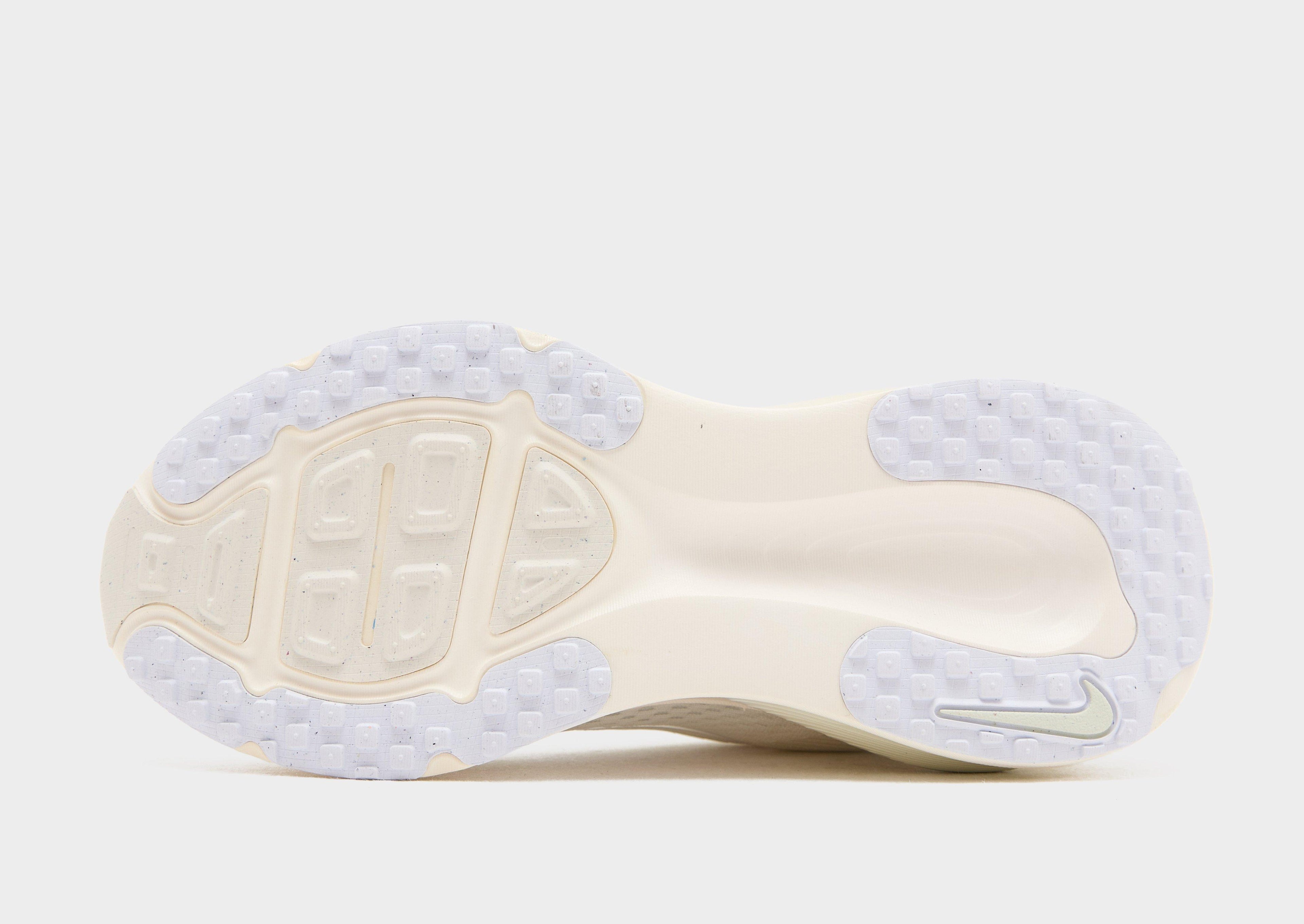 Nike Vomero 18 Women's image
