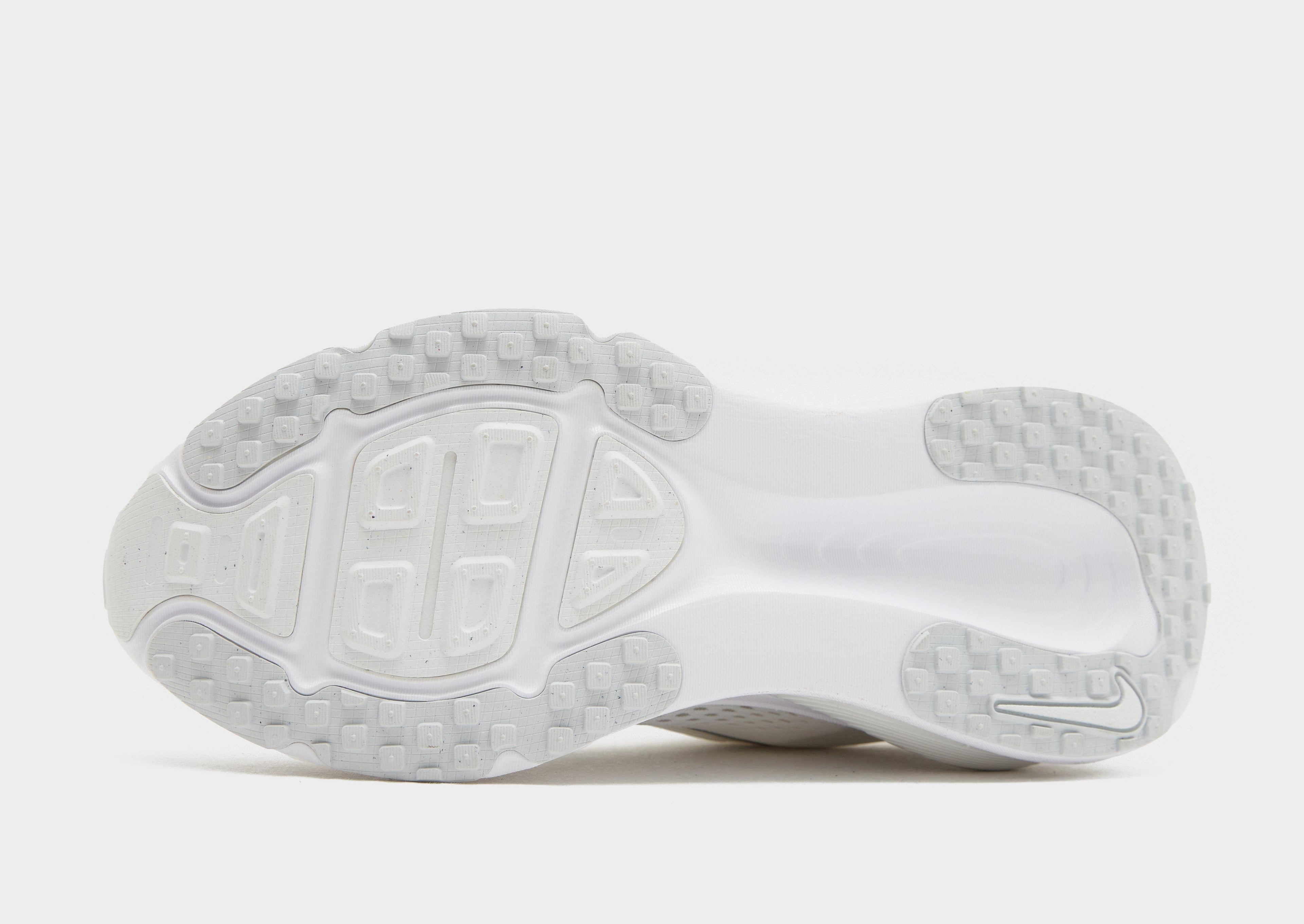 Nike Vomero 18 Women's image