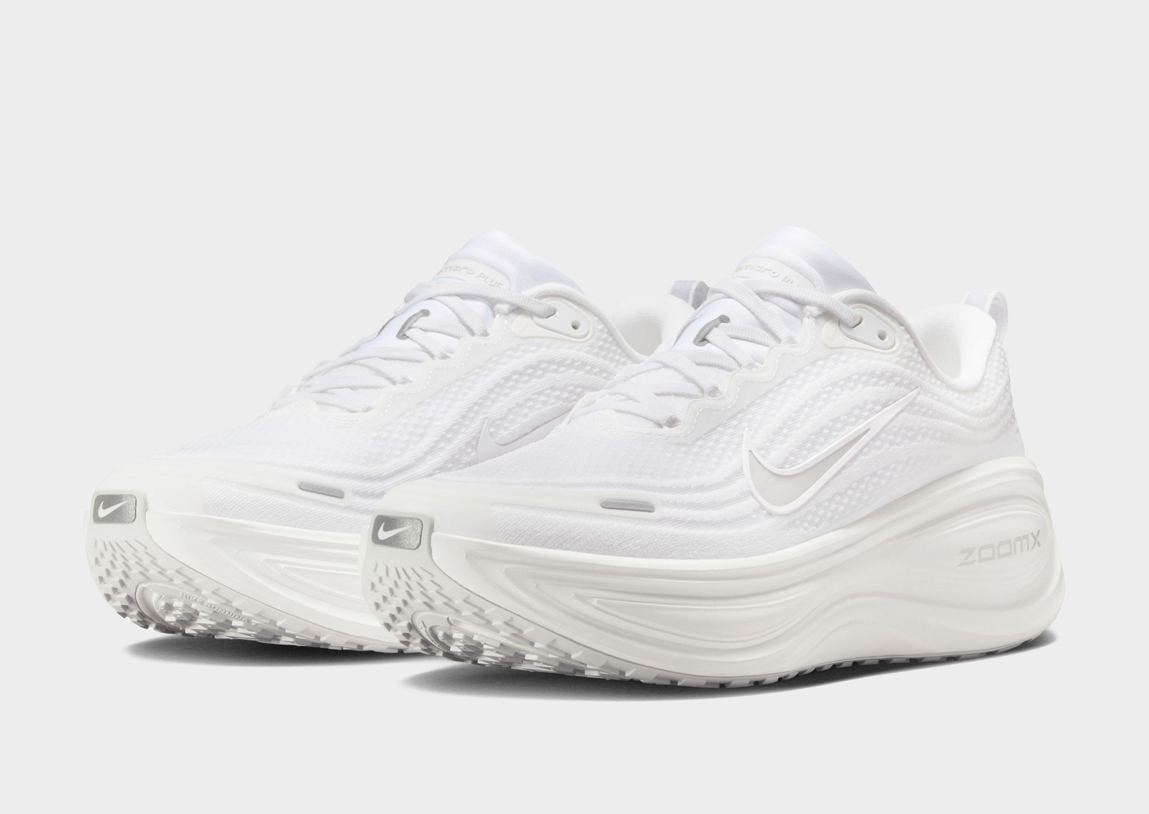 Nike Vomero Plus image