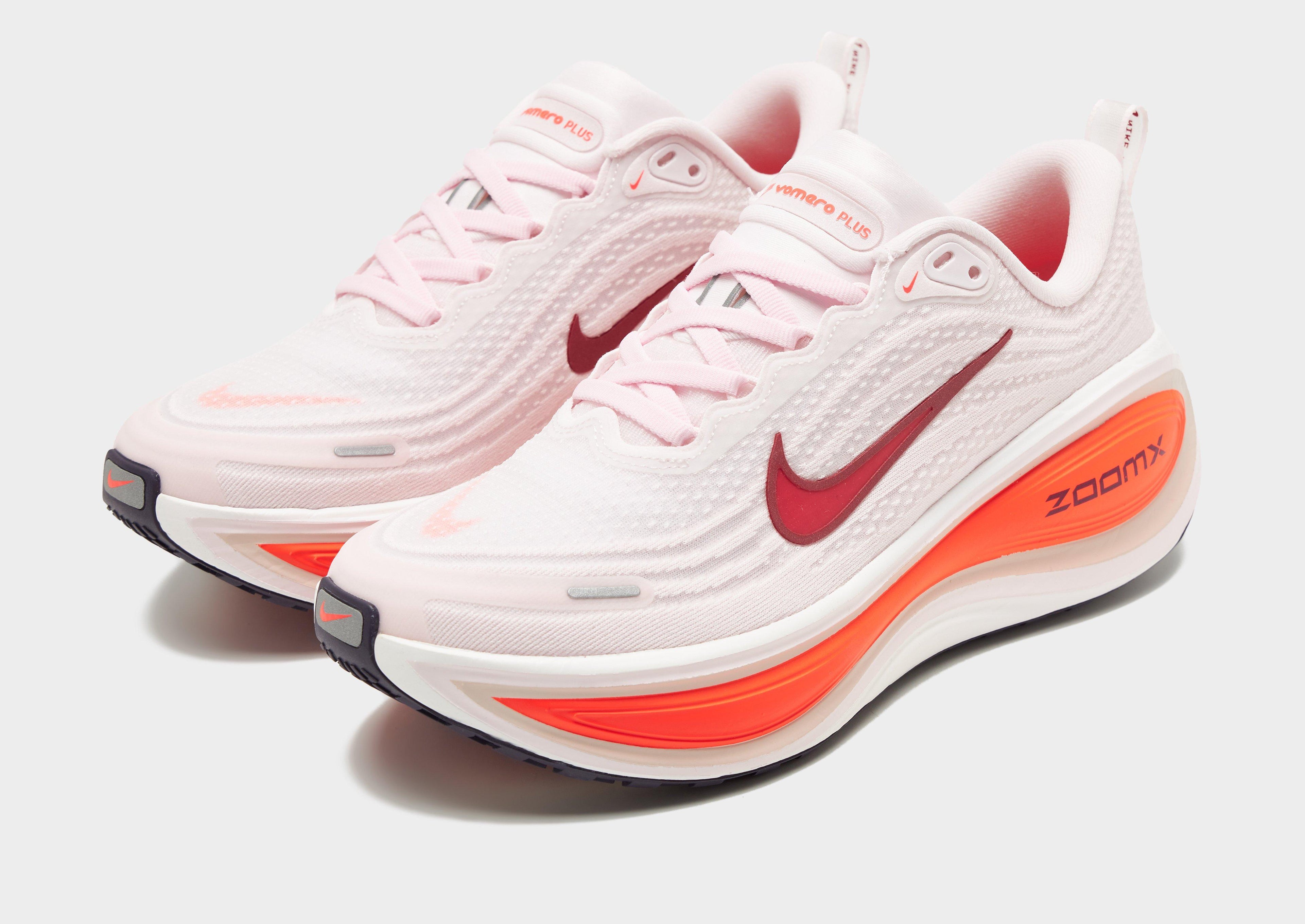 Nike Vomero Plus Women's image