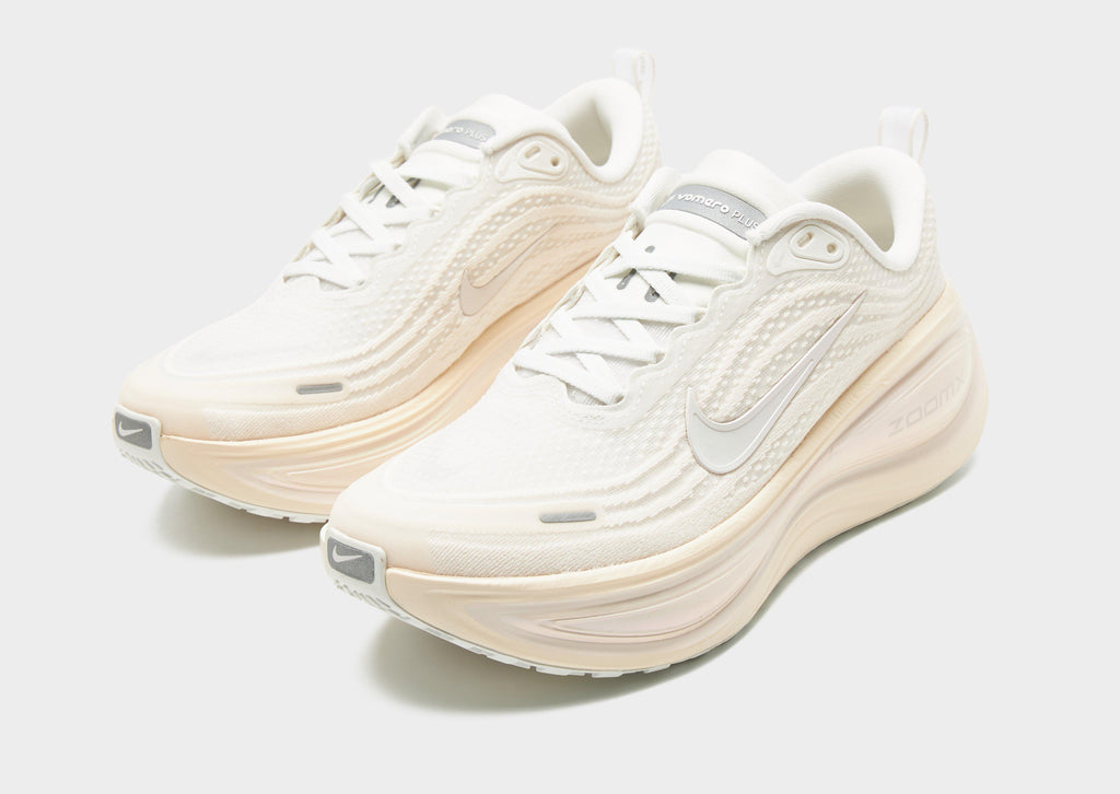 Nike Vomero Plus Women's image