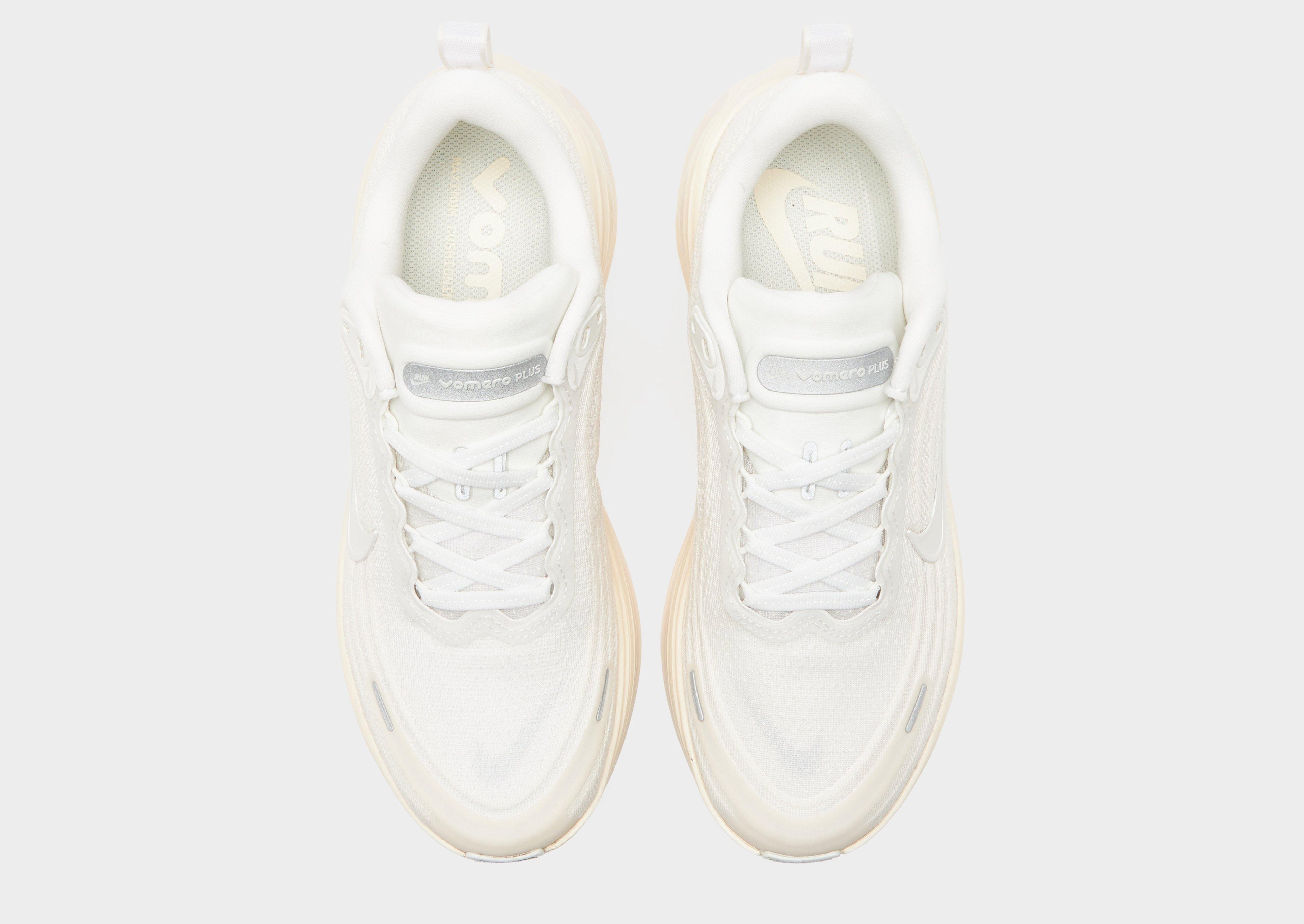 Nike Vomero Plus Women's image