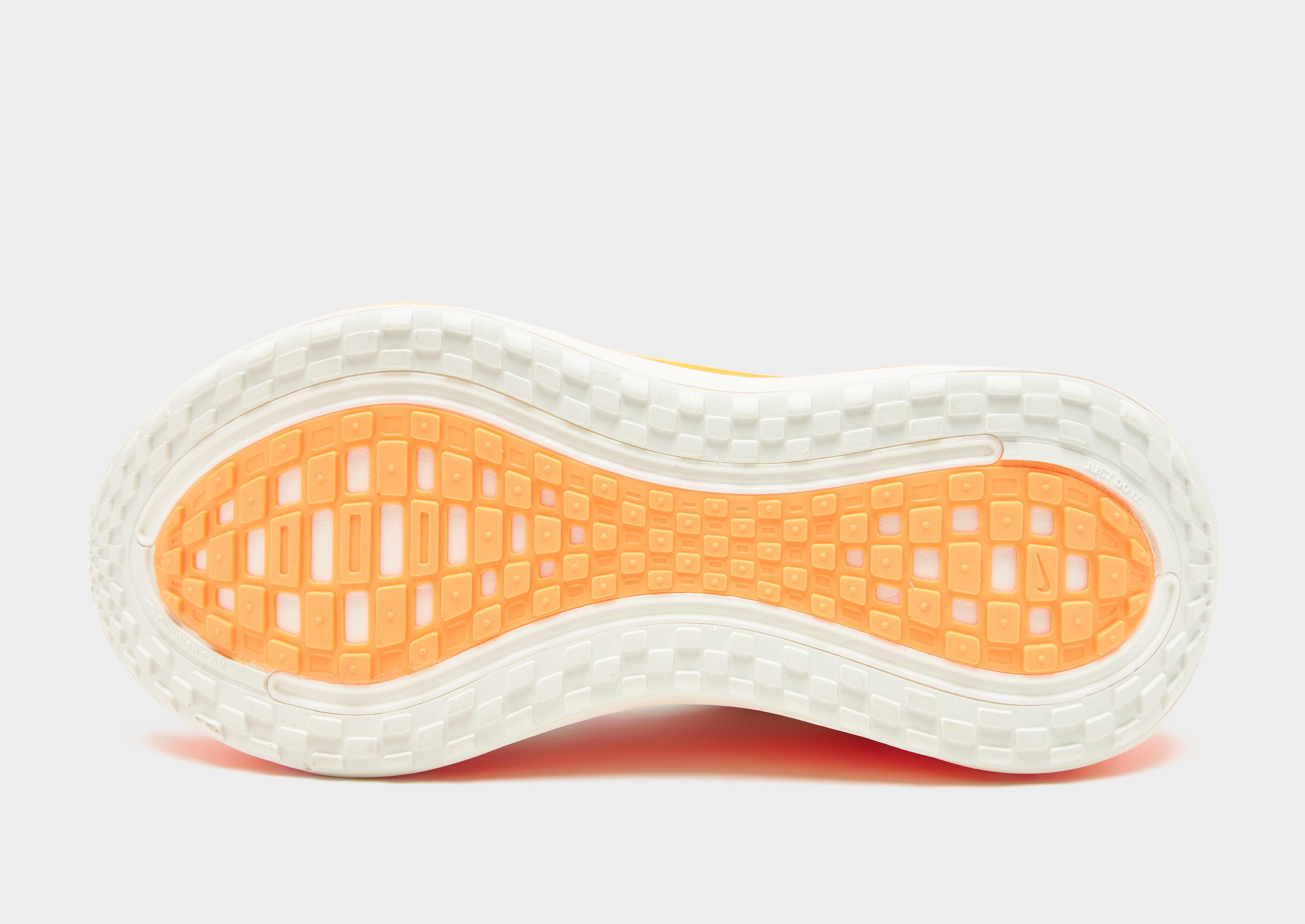 Nike Vomero Plus Women's image