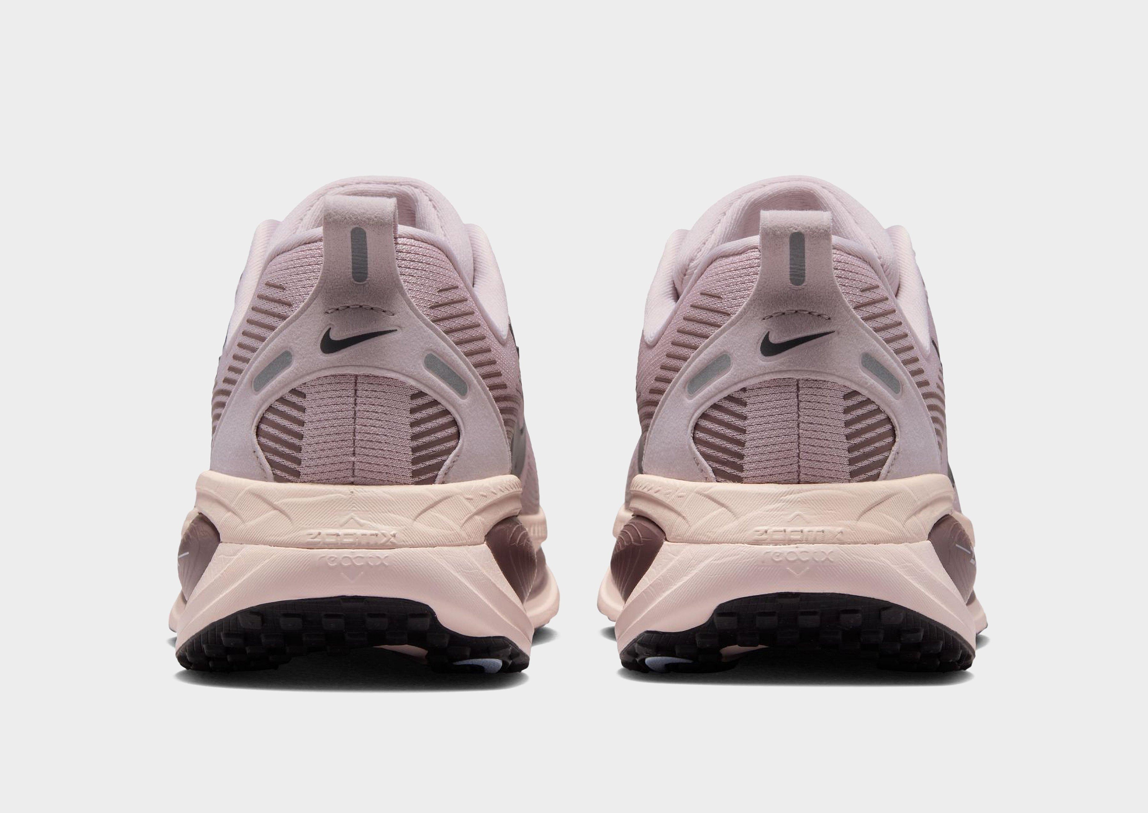 Nike Zoom Vomero 18 Women's image