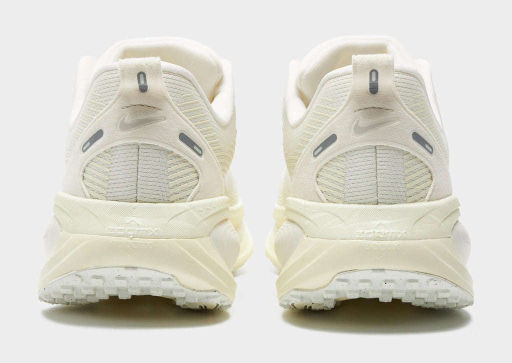 Nike Zoom Vomero 18 Women's image