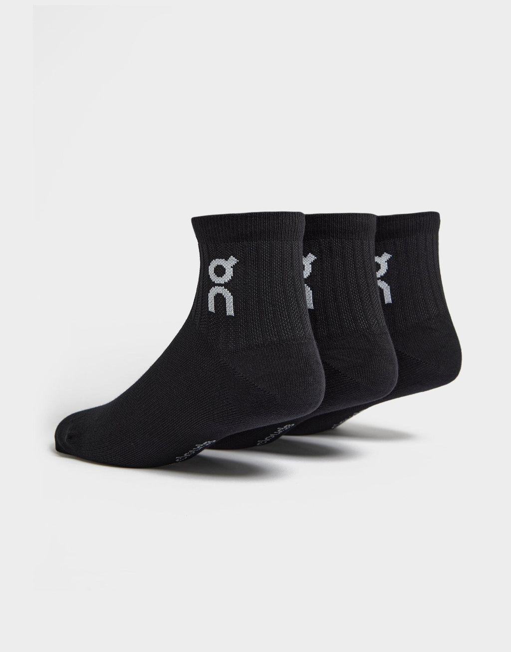 On Running 3-Pack Mid Socks image