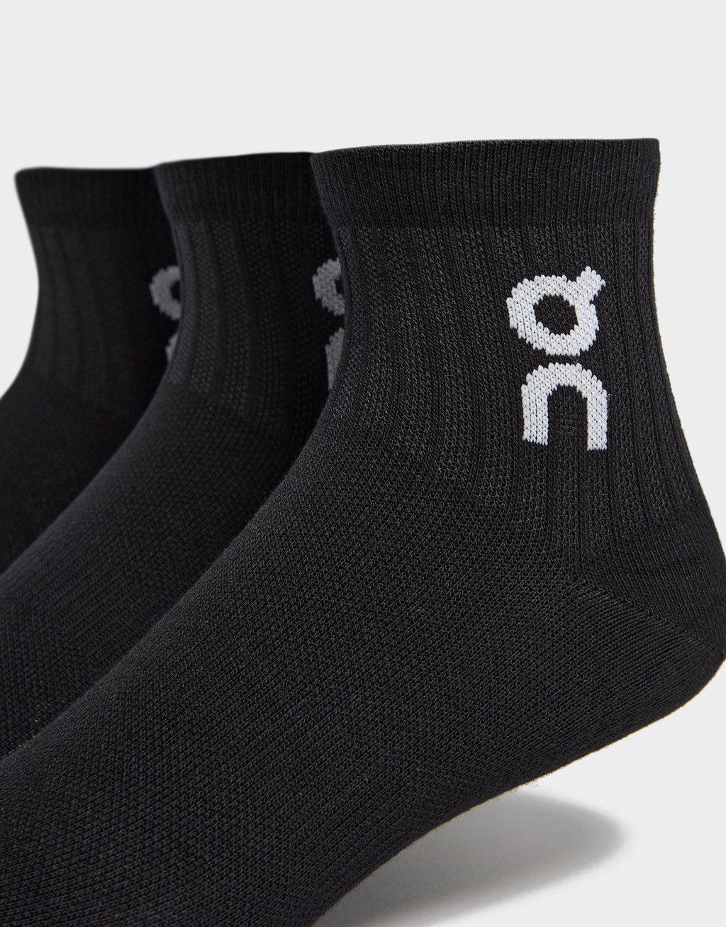 On Running 3-Pack Mid Socks image
