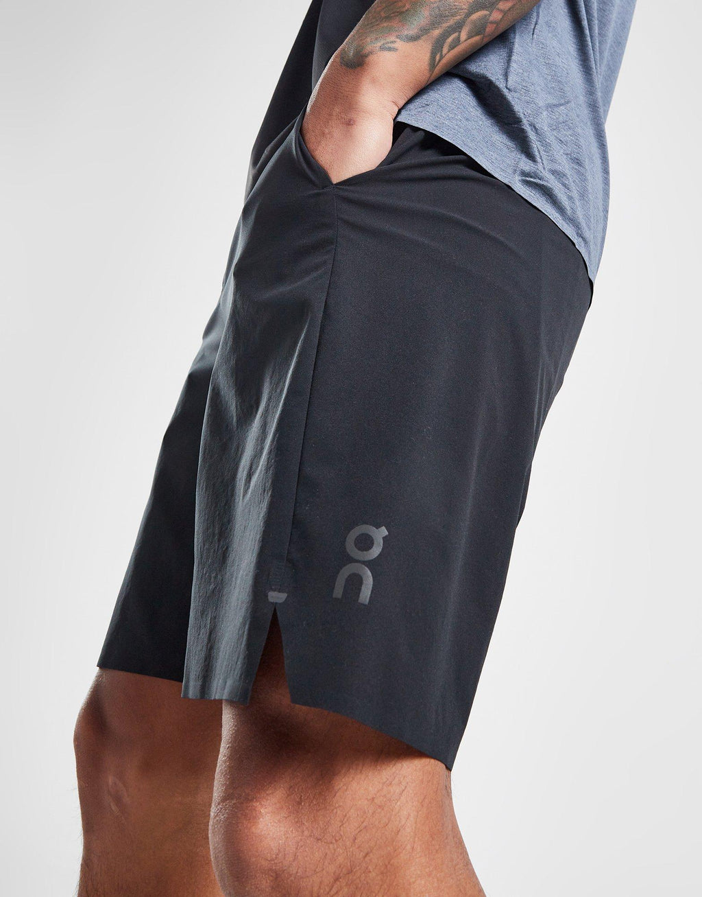 On Running Hybrid Shorts image