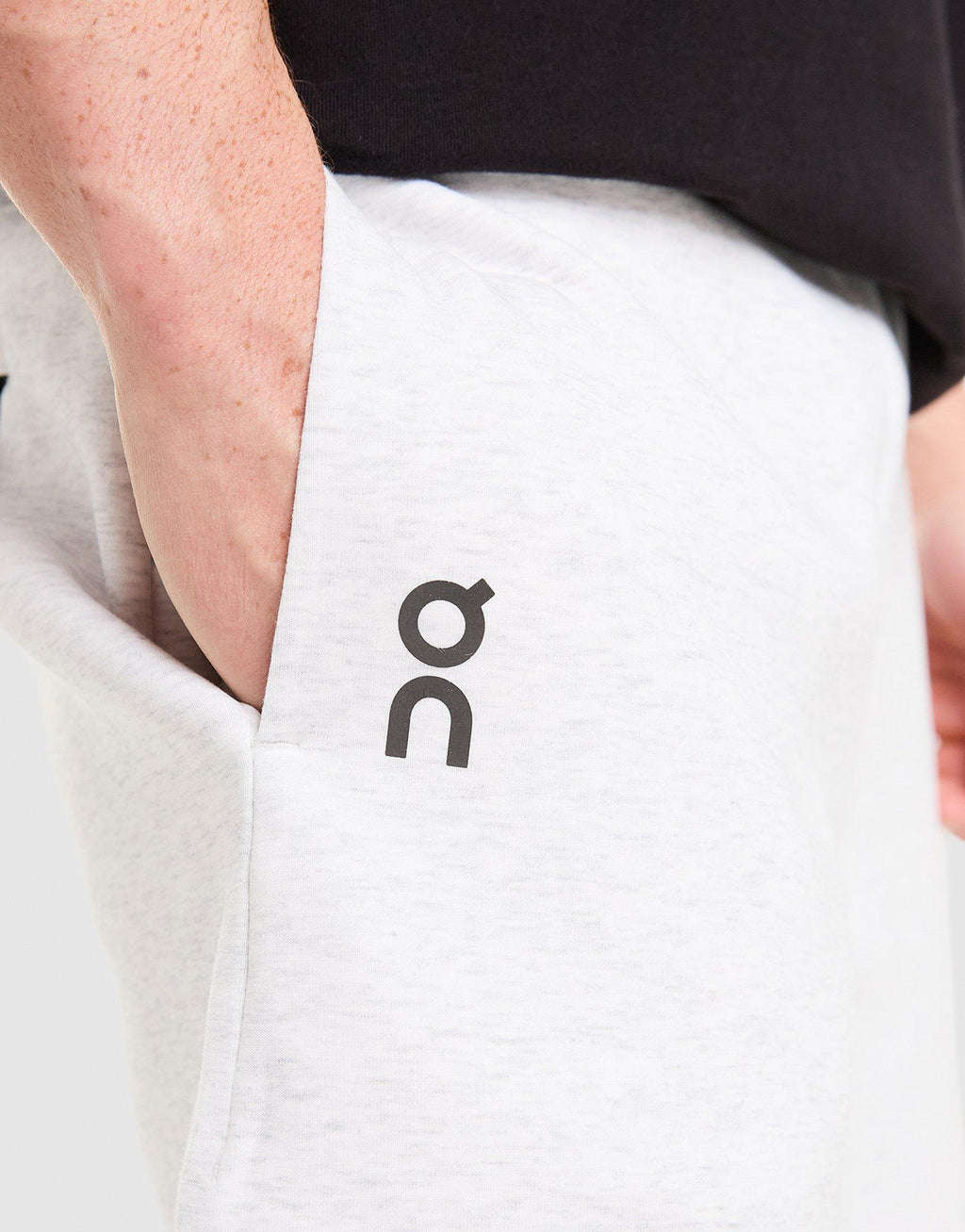 On Running Tech Shorts image