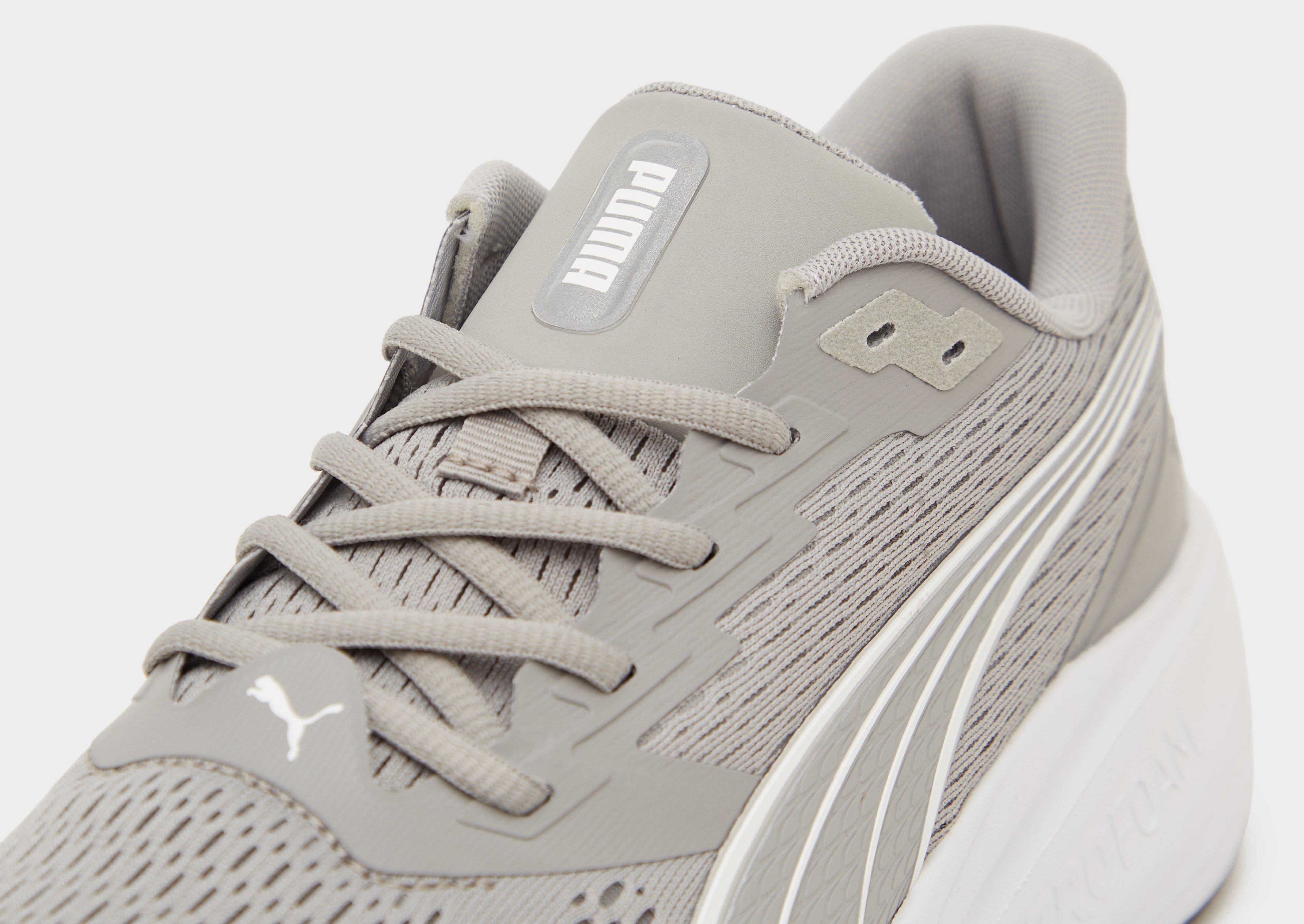 PUMA Darter Tech image