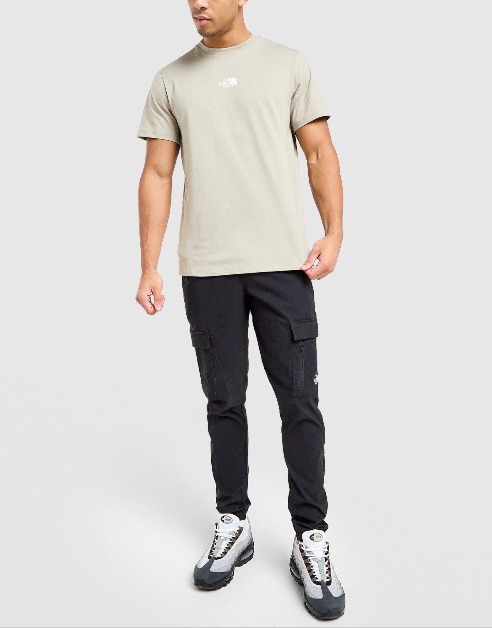 The North Face Centre Logo T-Shirt image
