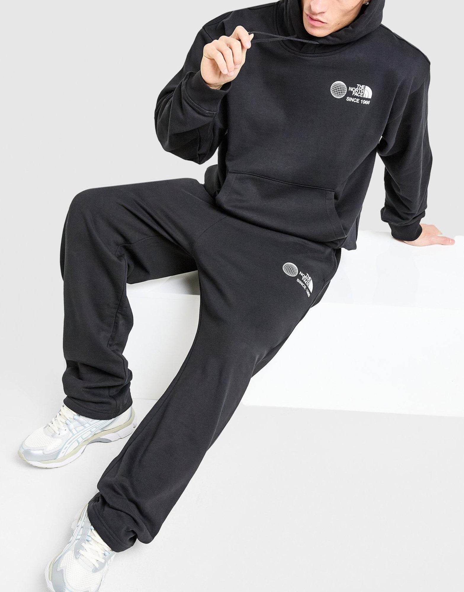 The North Face Notes Open Hem Joggers image