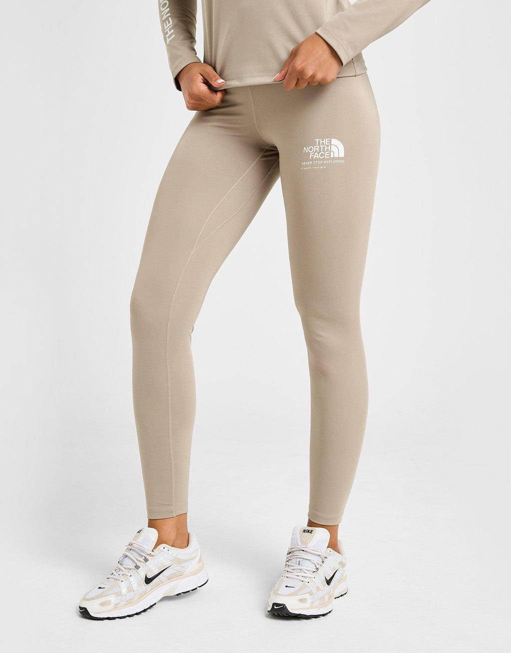 The North Face Tech Graphic Leggings image