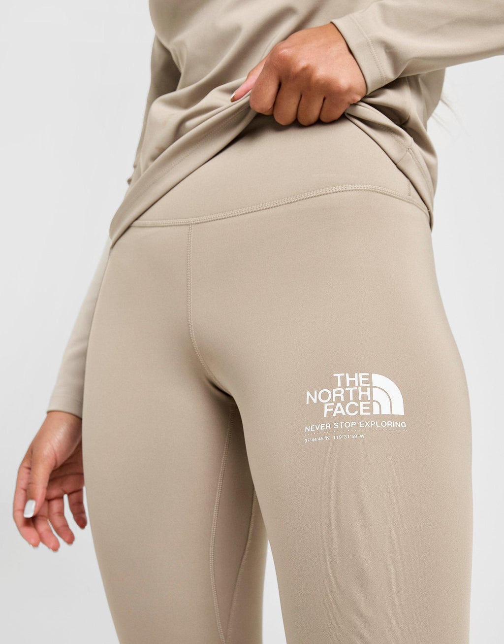 The North Face Tech Graphic Leggings image
