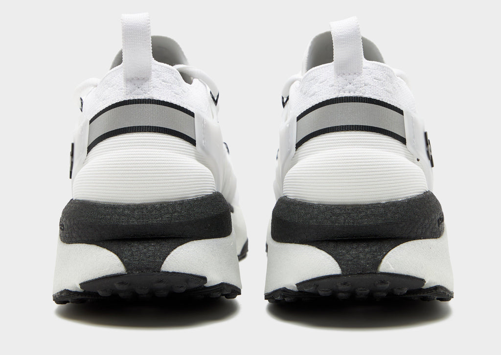 Under Armour Phantom X image