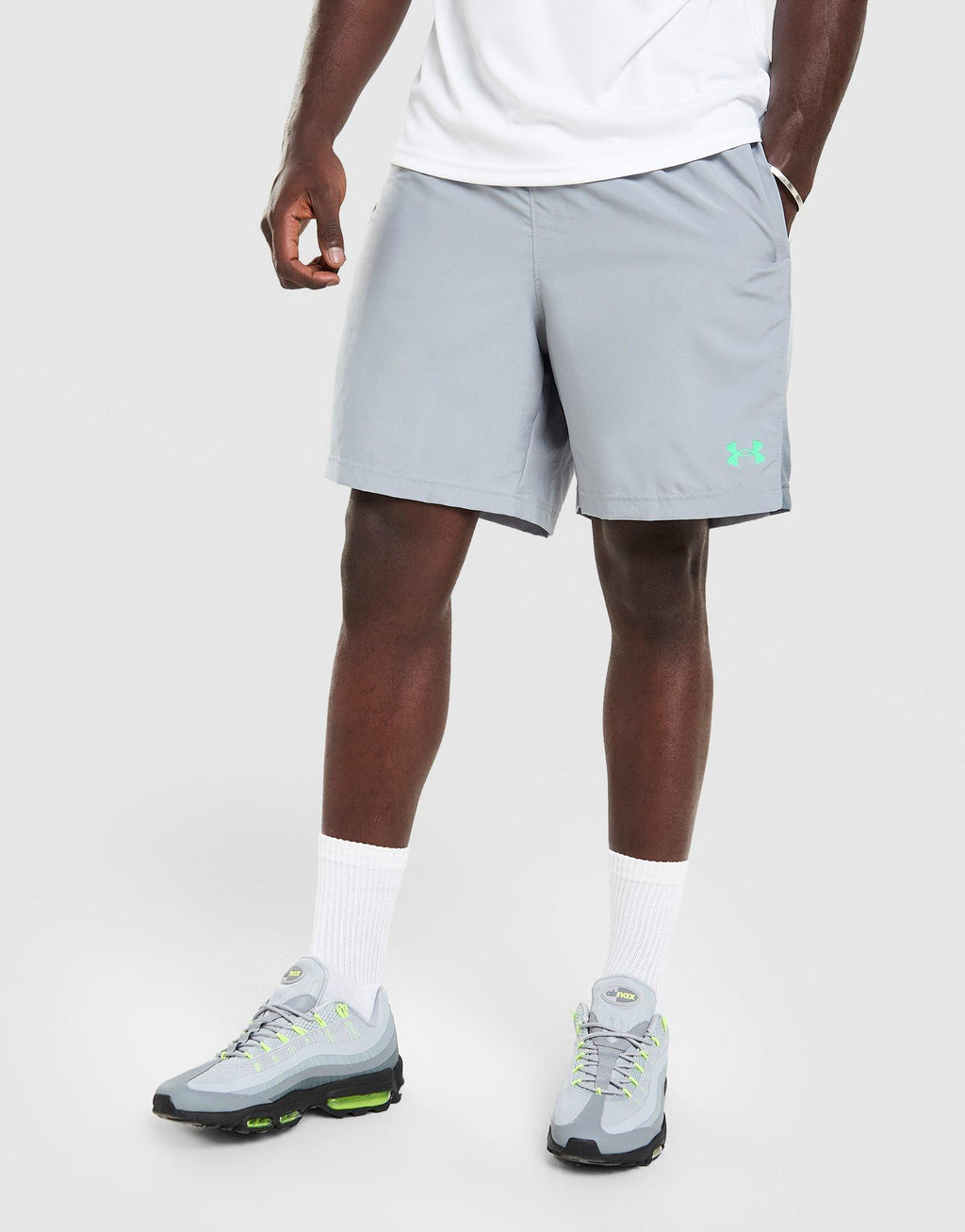 Under Armour Woven Fade Shorts image