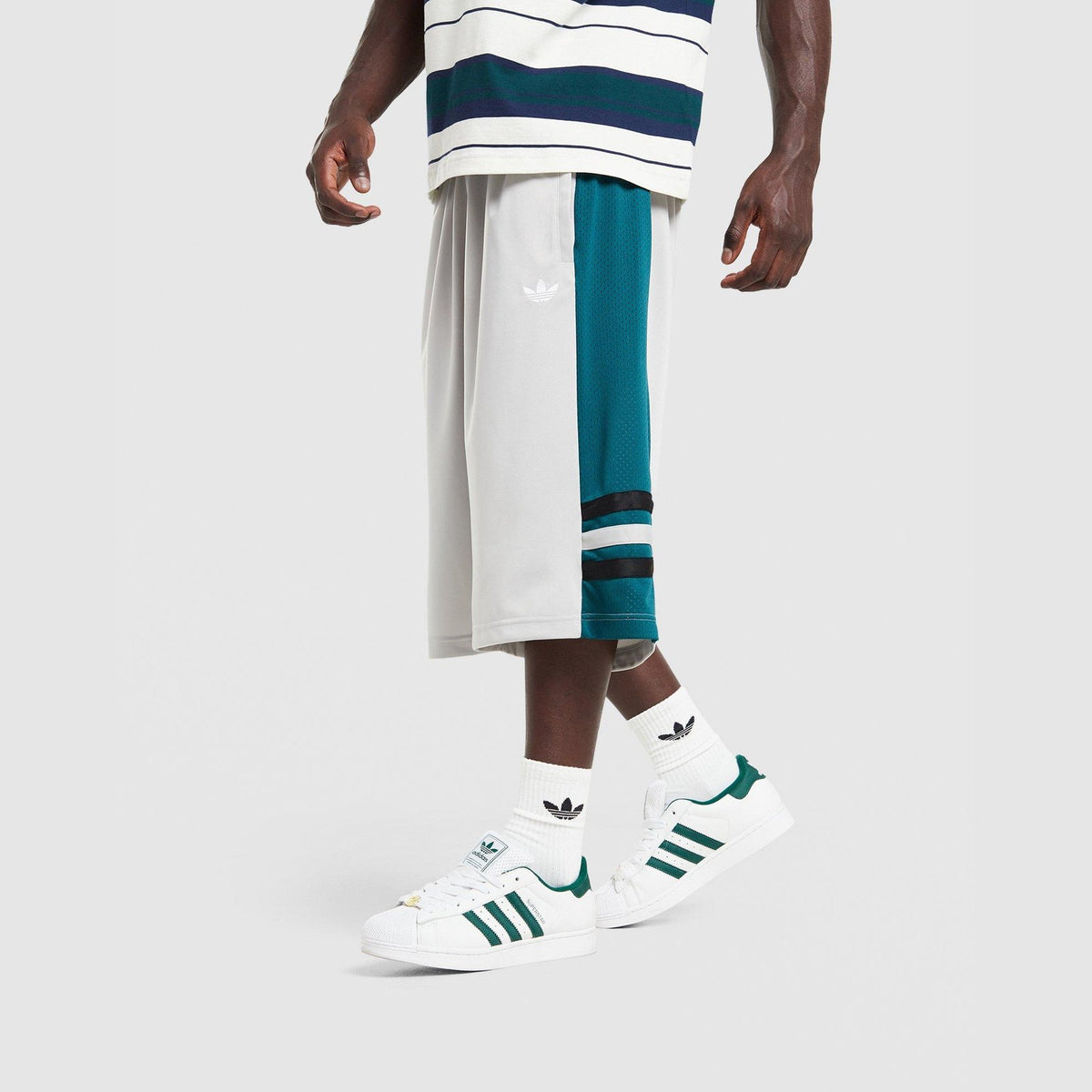 Adicolor Court Shorts Image 1 - LUZACTIVE - AUSTRALIA