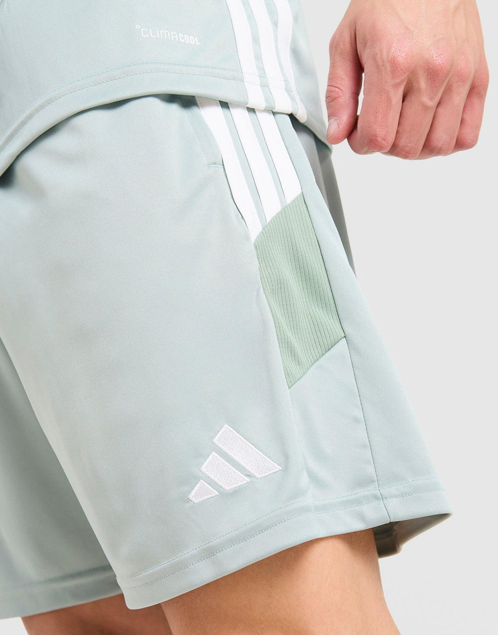adidas Tiro 26 Shorts image