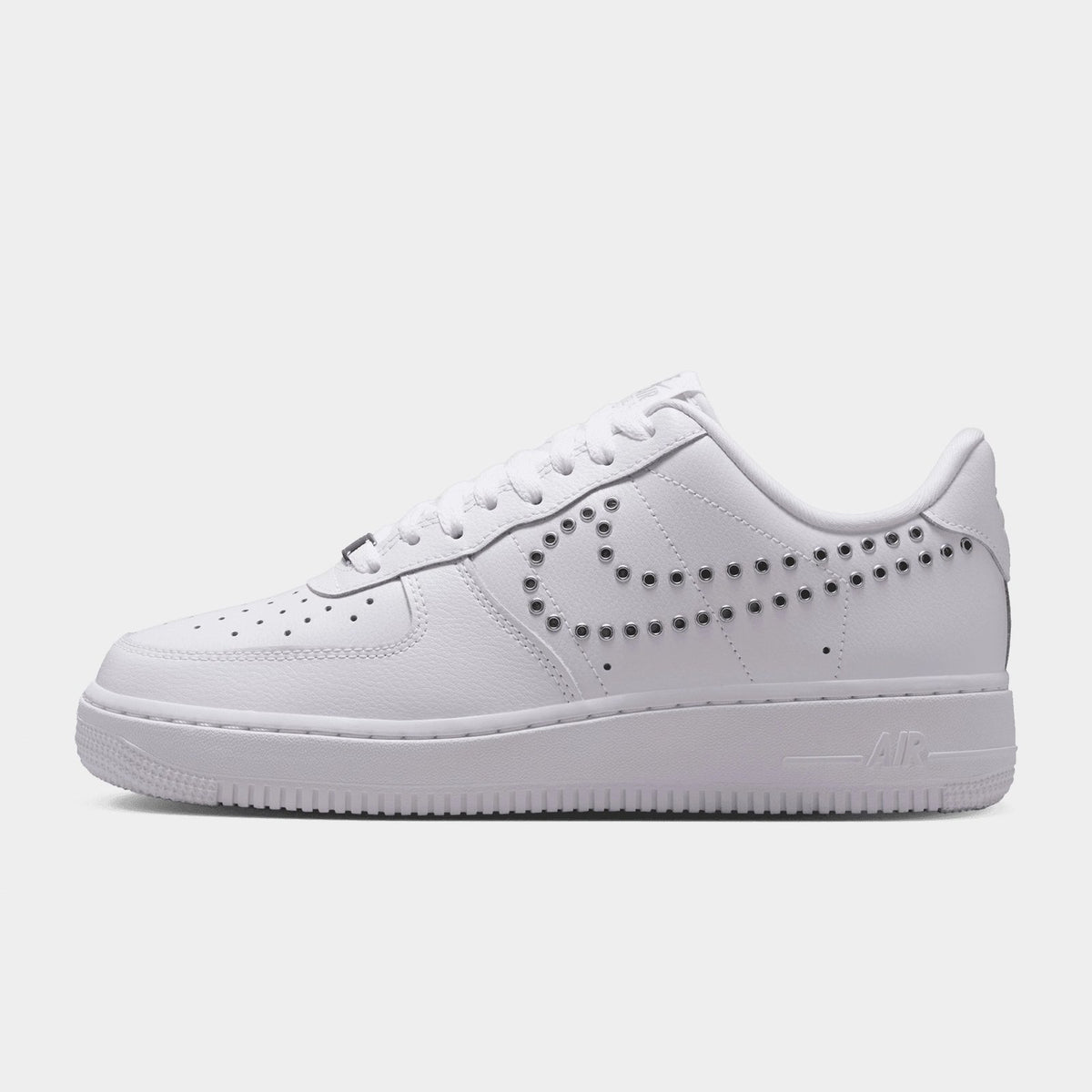 Air Force 1 '07 LV8 Women's Image 1 - LUZACTIVE - AUSTRALIA