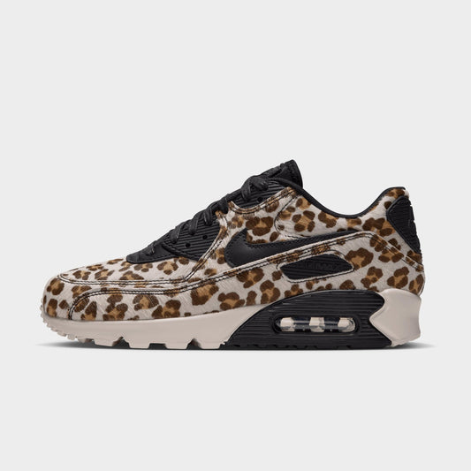 Air Max 90 LX Women's Image 1 - LUZACTIVE - AUSTRALIA