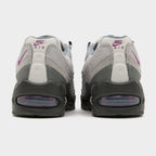 Air Max 95 Women's Image 3 - LUZACTIVE - AUSTRALIA