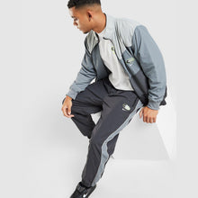 Air Max 95 Woven Track Pants Image 1 - LUZACTIVE - AUSTRALIA