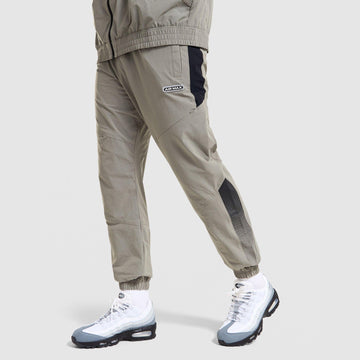 Air Max Cargo Pants Image 2 - LUZACTIVE - AUSTRALIA