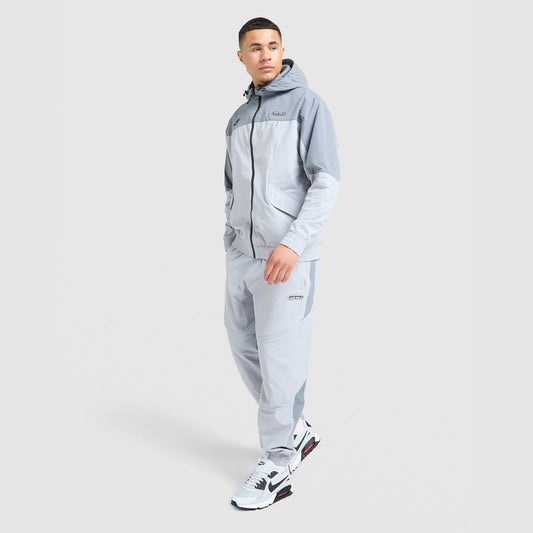 Air Max Woven Cargo Pants Image 1 - LUZACTIVE - AUSTRALIA