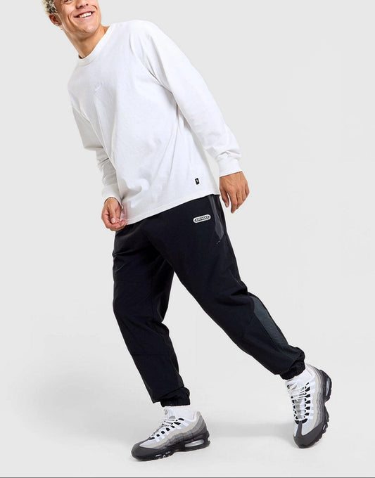 Air Max Woven Cargo Pants Image 1 - LUZACTIVE - AUSTRALIA