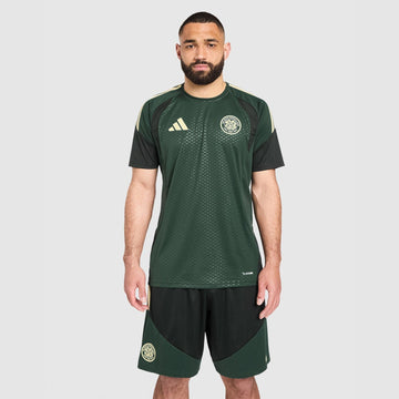 Celtic FC Tiro 26 Training Shorts Image 2 - LUZACTIVE - AUSTRALIA
