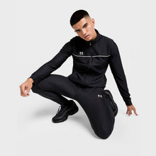 Challenger 2.0 Tracksuit Image 1 - LUZACTIVE - AUSTRALIA