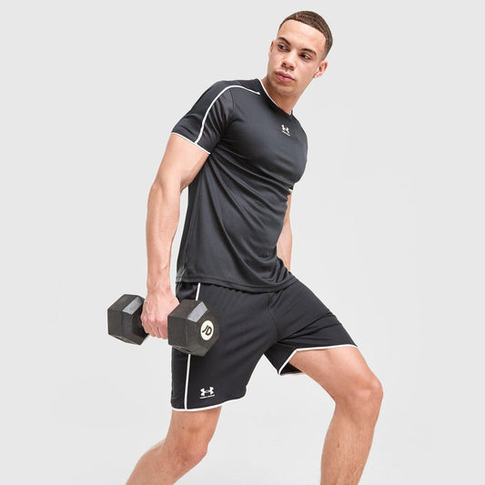 Challenger Training Shorts Image 1 - LUZACTIVE - AUSTRALIA