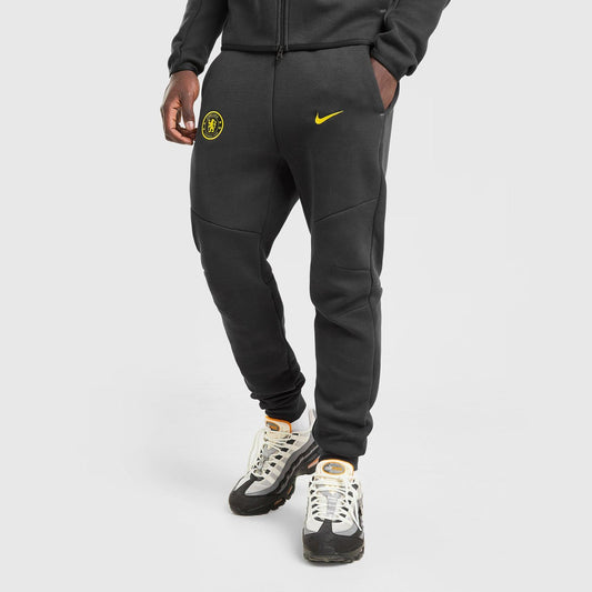 Chelsea FC Tech Fleece Joggers Image 1 - LUZACTIVE - AUSTRALIA