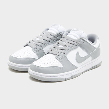 Dunk Low Women's Image 2 - LUZACTIVE - AUSTRALIA